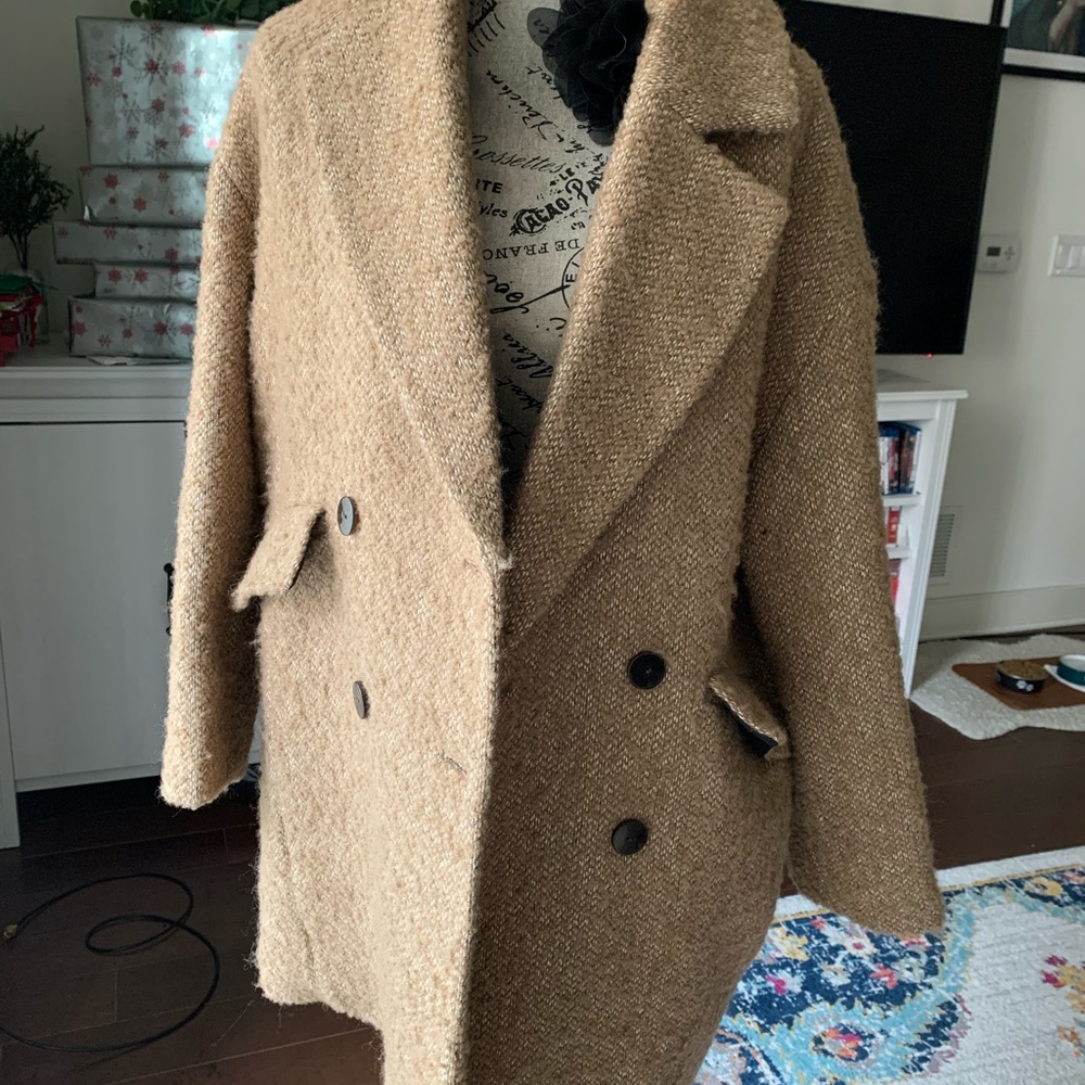 Mango camel colored furry coat womens sz XS